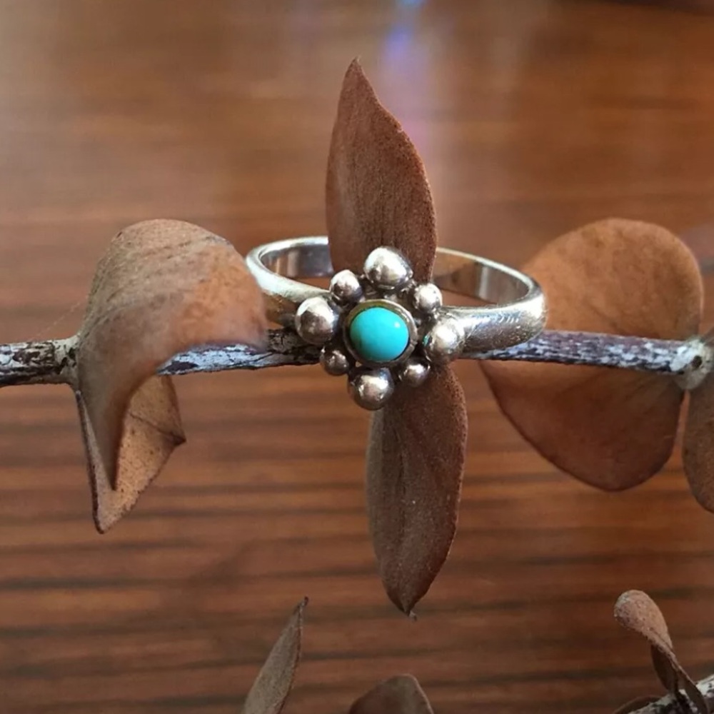 Sterling Silver & Turquoise Ring